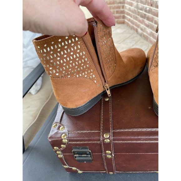 Michael Kors Girls Brown Comboots Size 4 - Picture 4 of 8